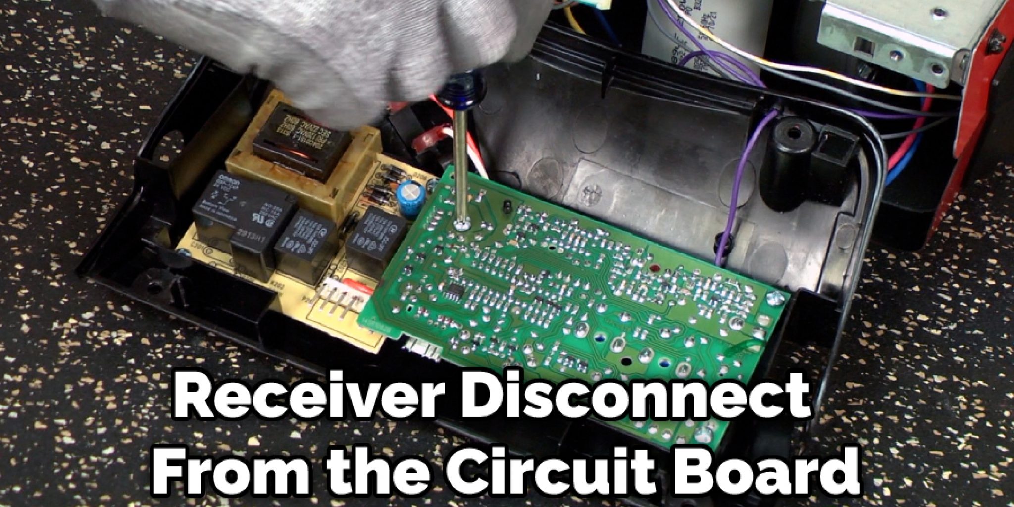 How to Disable a Garage Door Opener Remote in 8 Steps(2023)