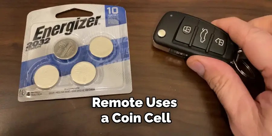 Remote Uses a Coin Cell